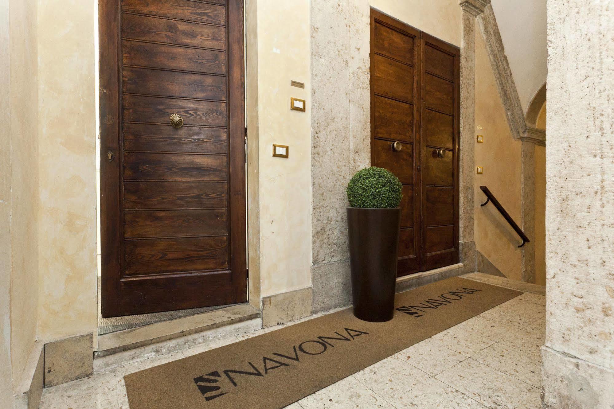 Navona Suites Рим Экстерьер фото